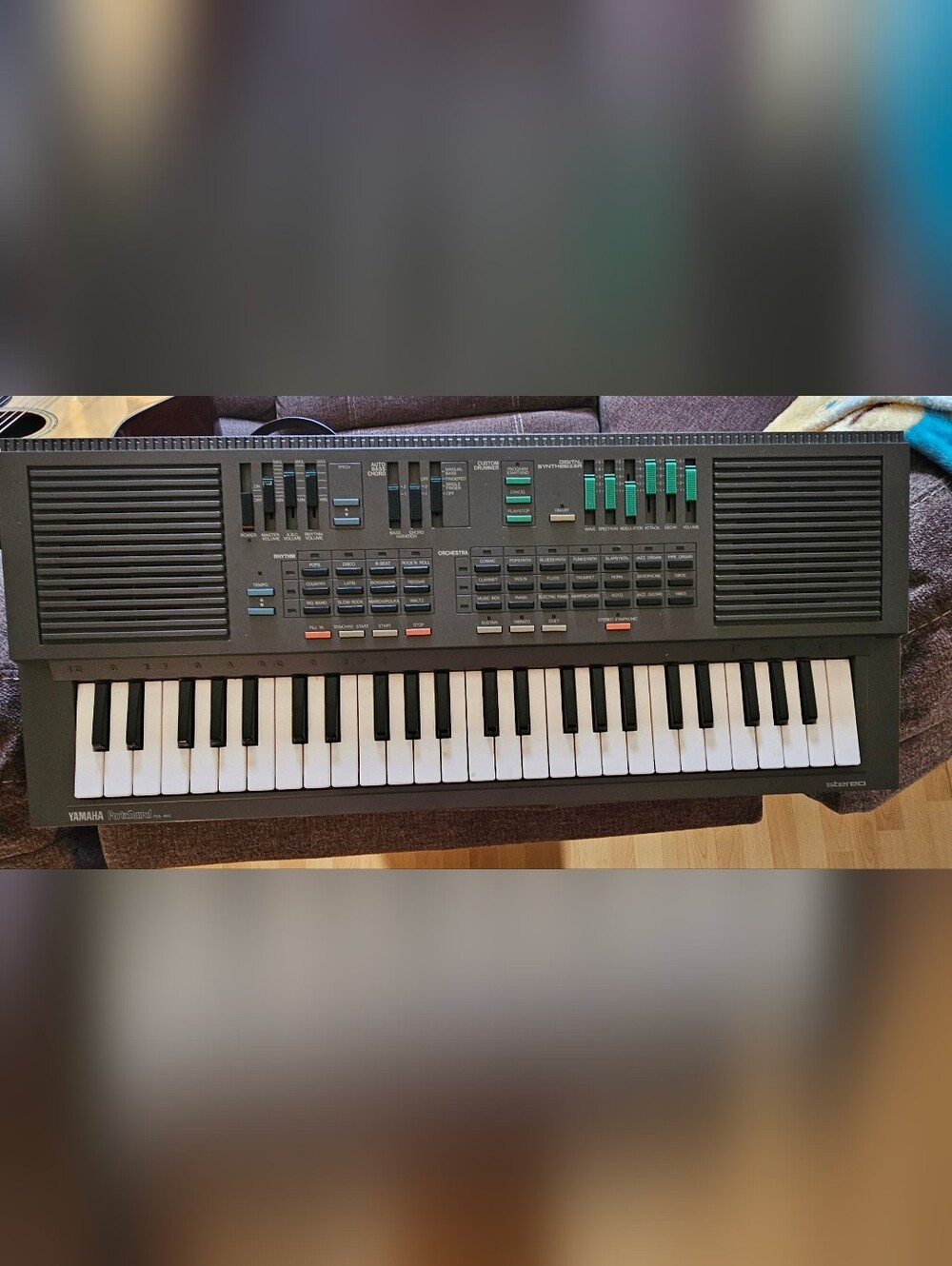 Yamaha PSS-460 PortaSound Digital Synthesizer Keyboard Vintage Battery Powered